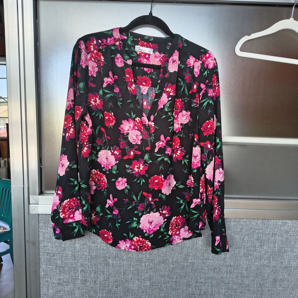 89th & Madison Black and Pink Floral Blouse